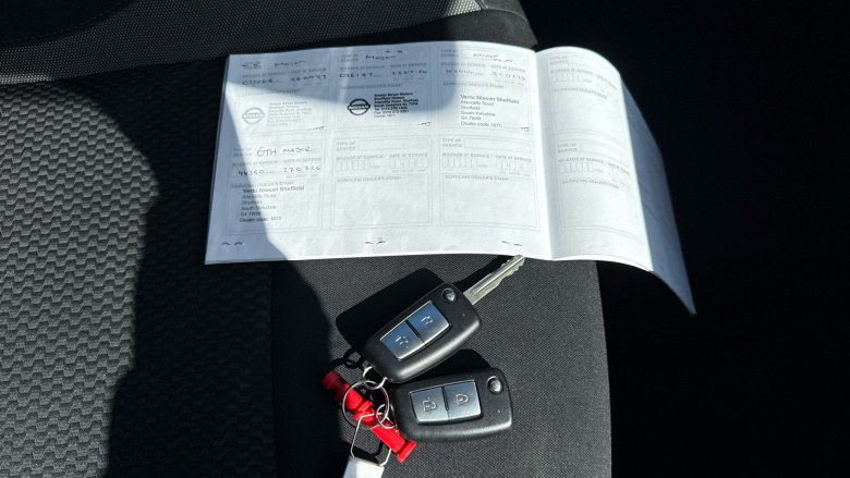 Nissan Qashqai 1.3 DiG-T Acenta Premium 5dr Petrol Hatchback